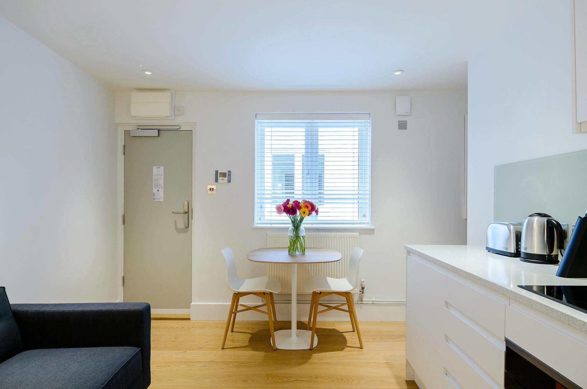 Native Fulham Apartment Лондон Екстериор снимка